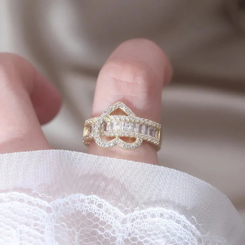 14k Lovers Loop Diamond Heart Ring