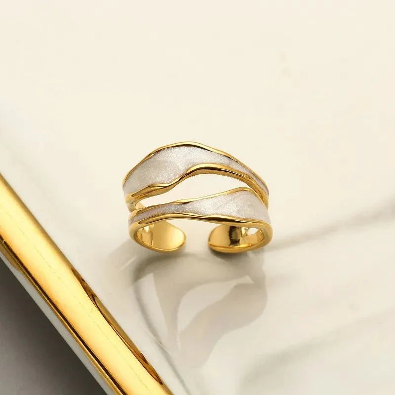 Adjustable Luxury Gold Crevice Ring